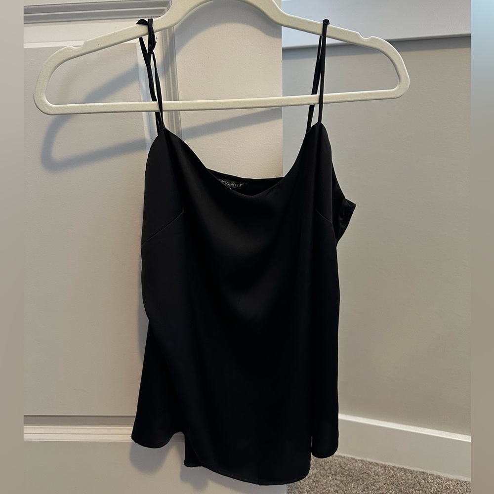 Dynamite Flowy Tank Top | Black